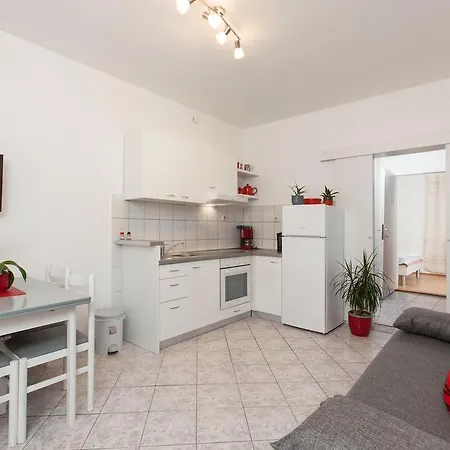 Ivica Appartement *